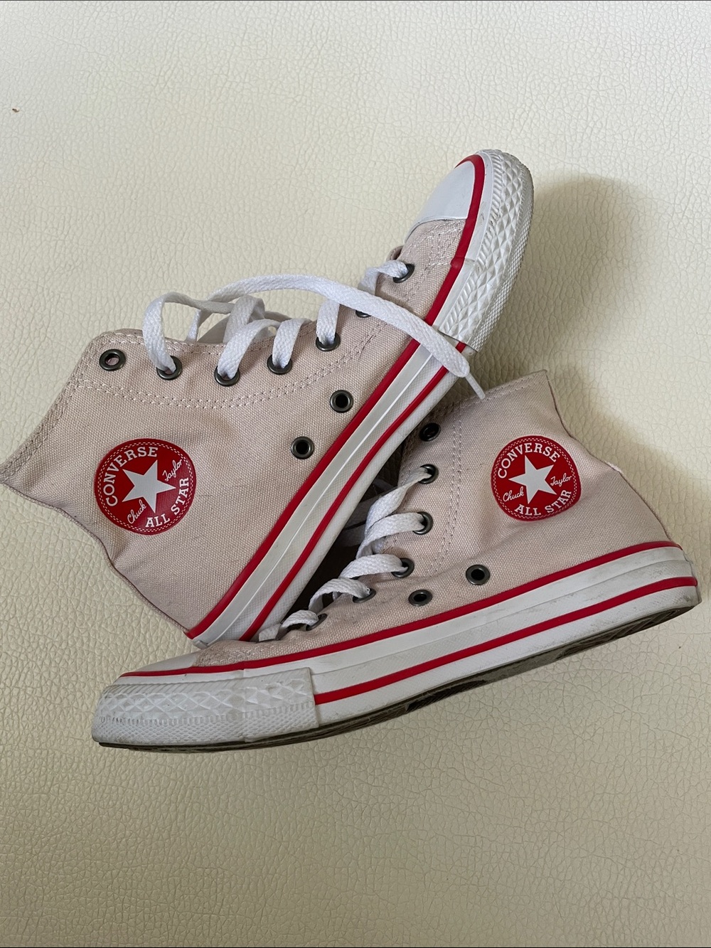 Converse Kids High-Top Sneakers in Light Pink with Red Accents size 3